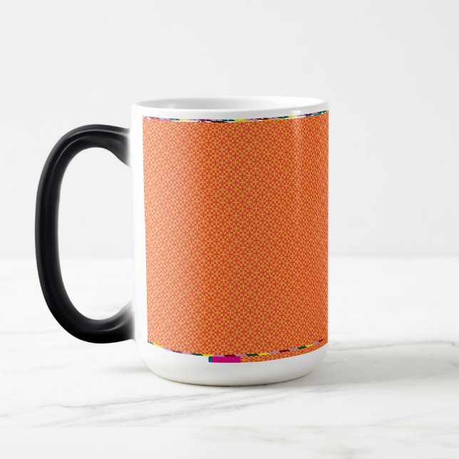 Caneca Mágica fundo laranja e amarelo com quadrados pequenos (Esquerda)