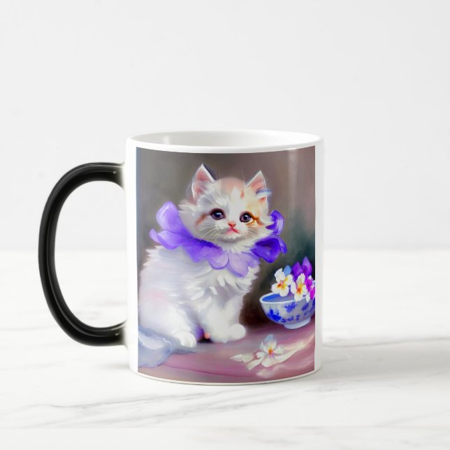Caneca Mágica Gato branco com pintura de colarinho de flores rox (Esquerda)