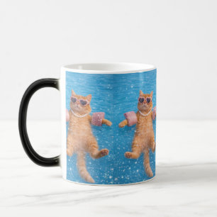 Caneca Mágica Gatos Glamurosos à Beira da Piscina Flutuando com