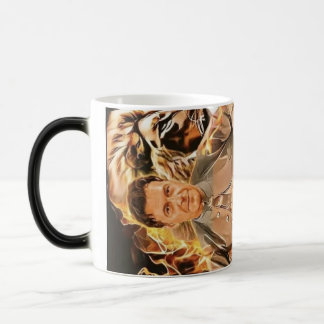 Caneca Mágica Imran Khan Mug comemora a lenda com Cada S