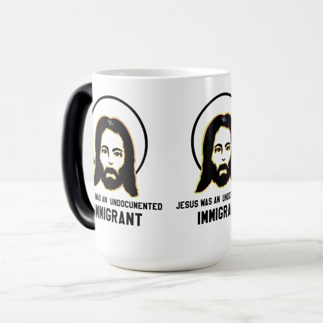 Caneca Mágica Jesus Era Um Imigrante Imigrante Negro Trippy (Frente Esquerda)