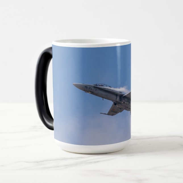 Caneca Mágica McDonnell Douglas F/A-18 Hornet (Frente Esquerda)