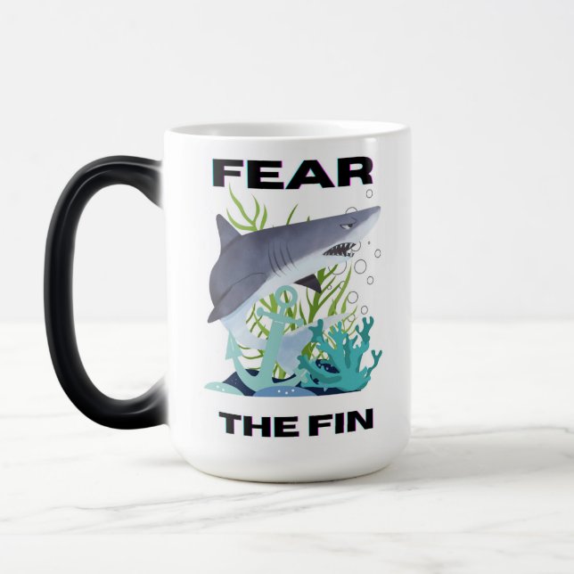 Caneca Mágica medo do tubarão-barbatana (Esquerda)