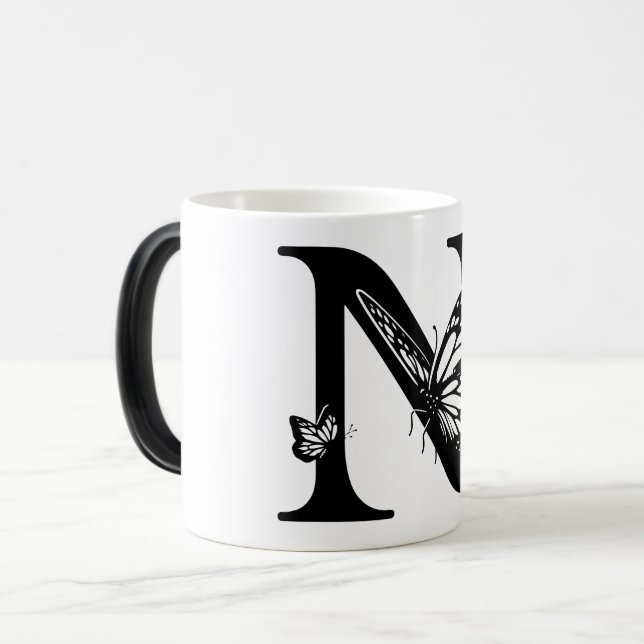 Caneca Mágica N Alphabet black butterfly (Frente Esquerda)
