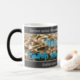 Caneca Mágica Ninguém me pode chegar à água - alemão bobo!