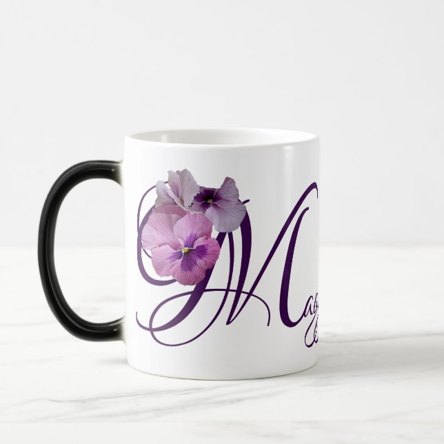 Caneca Mágica Nome personalizável Maggie pansy floral boho (Esquerda)