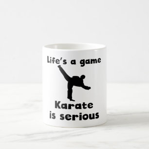 Caneca Mágica O karaté é sério