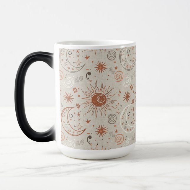 Caneca Mágica Padrão Boho Sol e Lua (Esquerda)