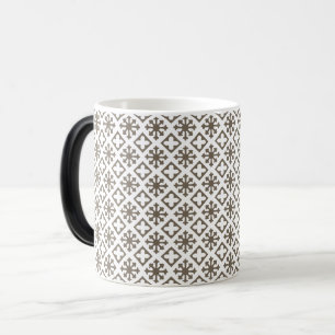 Caneca Mágica Padrão Ornamental Geométrico Cinza Elegante