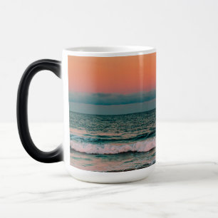 Caneca Mágica pôr do sol sobre o mar