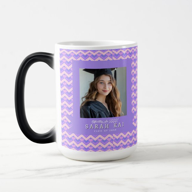 Caneca Mágica Presente de Formatura com Padrão Abstrato Clássico (Esquerda)