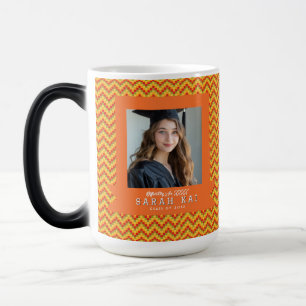 Caneca Mágica Presente de Formatura da Esposa com Padrão Geométr