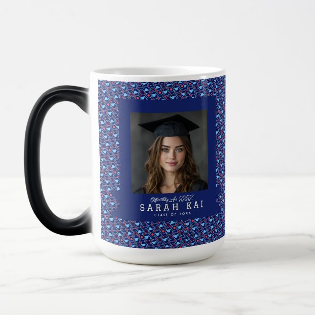 Caneca Mágica Presente de Graduação com Padrão Asteca na Moda (Esquerda)