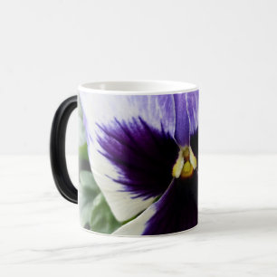 Caneca Mágica profundamente - roxo no amor perfeito branco