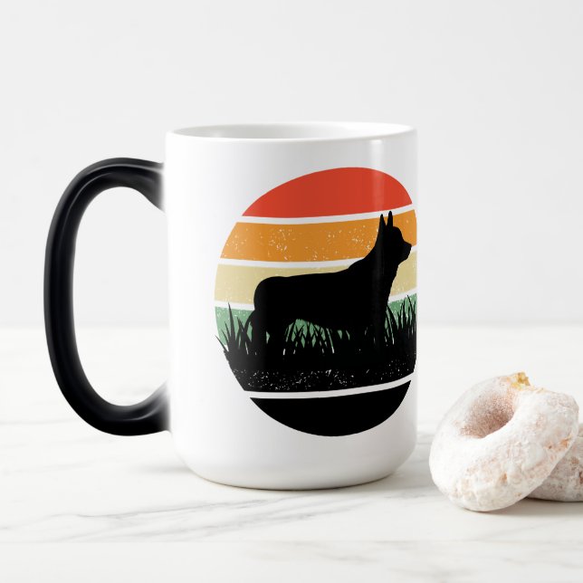 Caneca Mágica Retro Corgi Sunset (Com Donut)