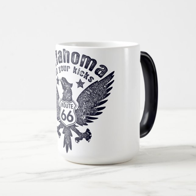 Caneca Mágica Rota 66 Oklahoma Pegue Seus Pontapés (Frente Esquerda)