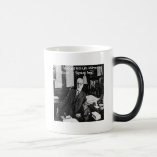 Caneca Mágica Sigmund Freud em Seu Escritório & Citação de Gato 