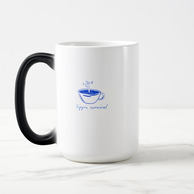 Caneca Mágica Sippin Survival" Minimalist Coffee Graphic Tee  (Esquerda)