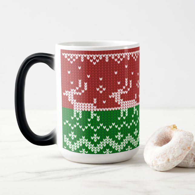 Caneca Mágica Suéter nojento, trenó e renas do Papai Noel (Com Donut)