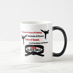 Caneca Mágica T-SHIRT & ROUPA de UM KARATÉ do cinturão negro 1