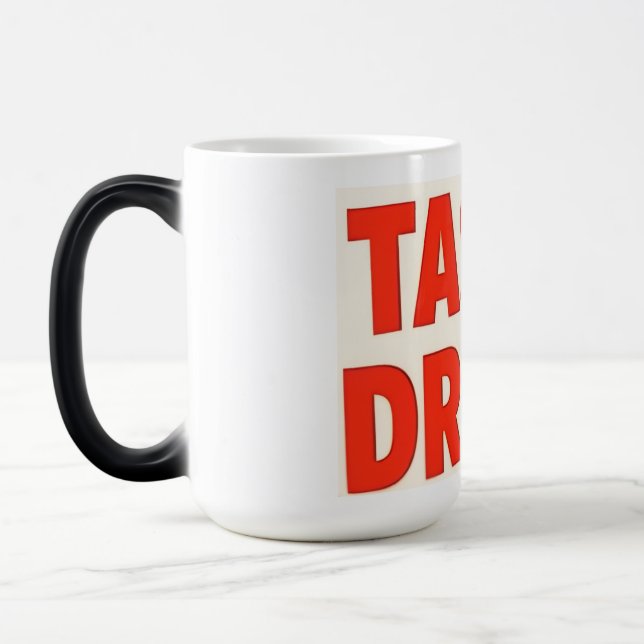 Caneca Mágica Tasty Drugs Mug (Esquerda)
