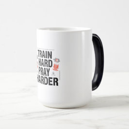 Caneca Mágica Treine Duro, Reze Mais – Motivação Cristã para Fit
