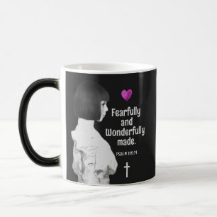 Caneca Mágica Uma Garota Custa, Feliz E Maravilhosa, Cristã