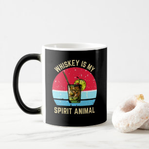 Caneca Mágica Whiskey É Meu Espírito Animal Engraçado