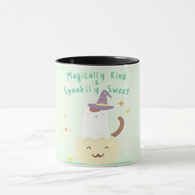 Caneca Magically Kind & Spookily Sweet – Cute Pastel Hall (Centro)
