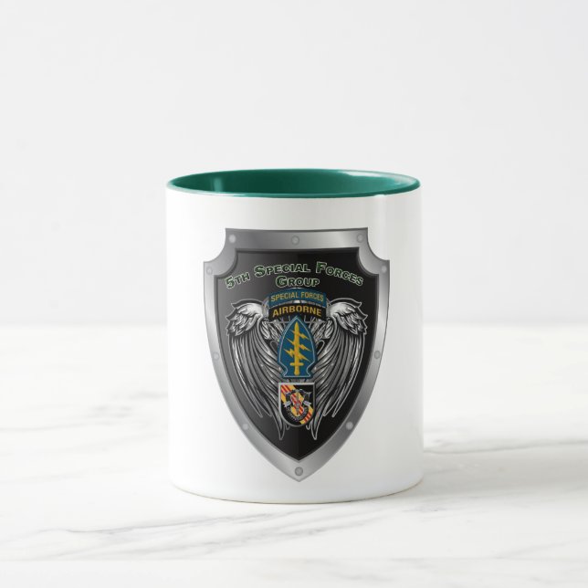 Caneca Magnífico 5 de forças especiais (Airborne) (Centro)