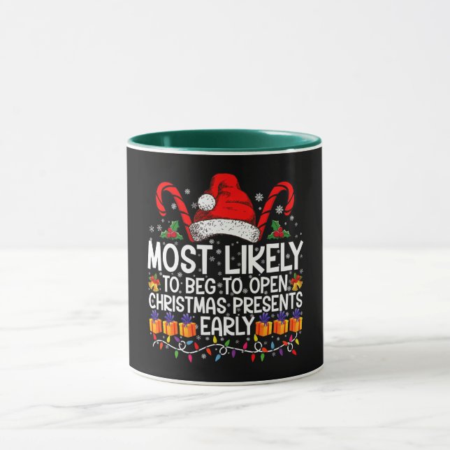 Caneca Mais Propenso a Pedir para Abrir Presentes de Nata (Centro)