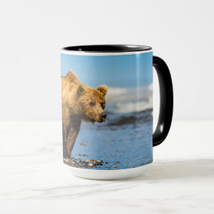 Caneca Mamãe urso observando seus dois filhos