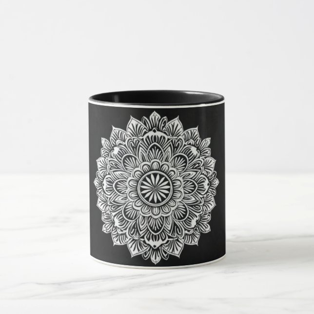 Caneca Mandala Mug Monocromática Elegante (Centro)