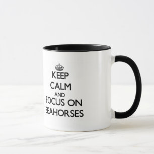 Caneca Mantenha a calma e o foco em cavalos marinhos