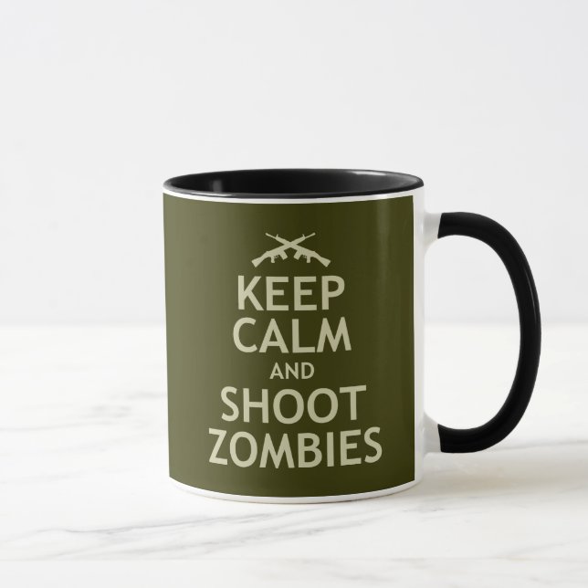 Caneca Mantenha zombis calmos e do tiro (Direita)