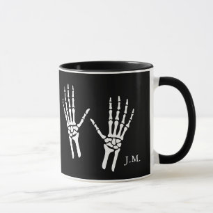 Caneca Mãos de Esqueleto Ósseo Radiologista Halloween Pre