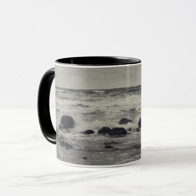 Caneca Mar turbulento em preto e branco (Frente Esquerda)