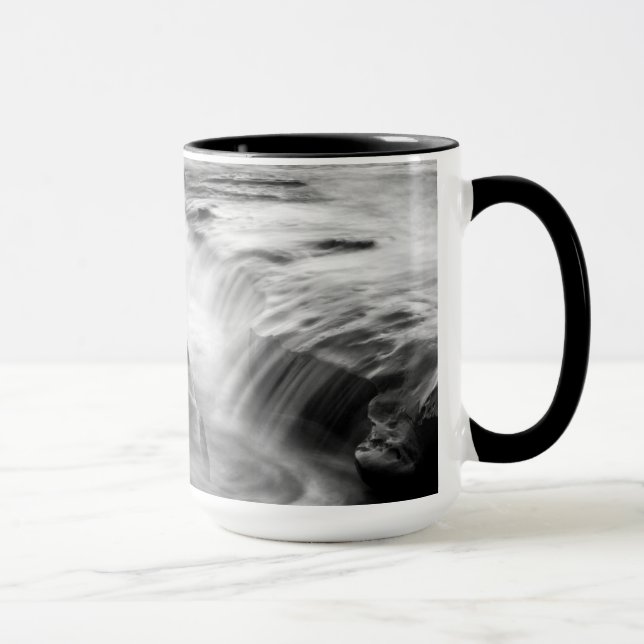 Caneca Maré Alta Na Praia (Direita)