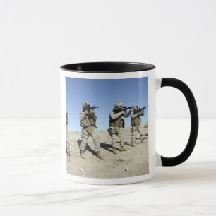 Caneca Membros da Equipe de Transmissão Militar