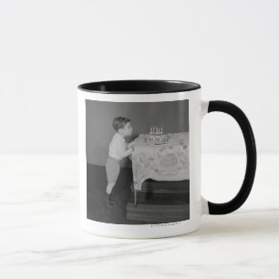 Caneca Menino que funde para fora velas