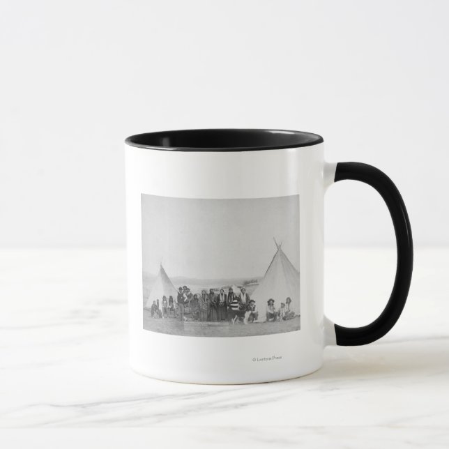 Caneca Miniconjou Indianos fora da Fotografia Tipis (Direita)