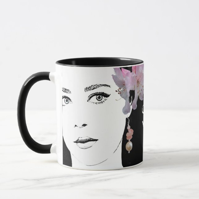 Caneca Moça encarada com ilustração de moda floral person (Esquerda)