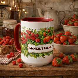 Caneca Modelo de Frutas Vermelhas Frescas da Fazenda