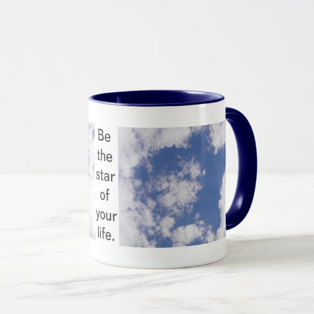 Caneca Modelo de Imagem de Estrelas de Nuvem (Frente Esquerda)