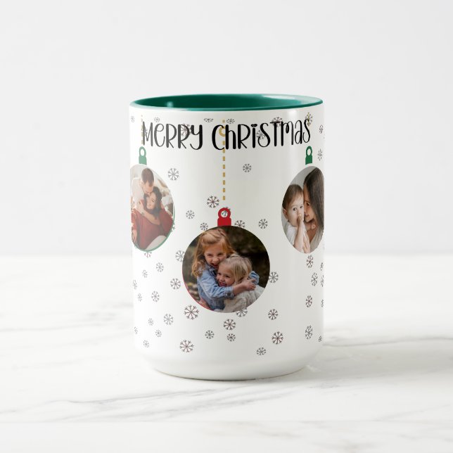 Caneca Modern Merry Christmas Red Ornament Holiday Photo  (Centro)