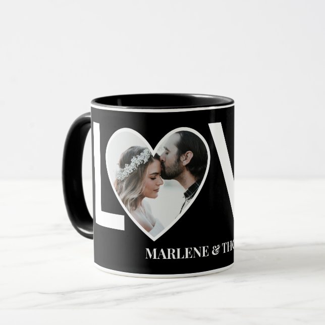 Caneca Moldura Preta de Coração com Foto Personalizada de (Frente Esquerda)