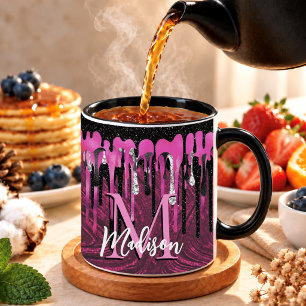 Caneca Monograma chique com gotas de glitter rosa choque