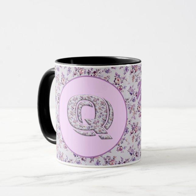Caneca Monograma das flores de luxo Q (Frente Esquerda)