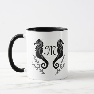 Caneca Monograma de Silhueta Preta
