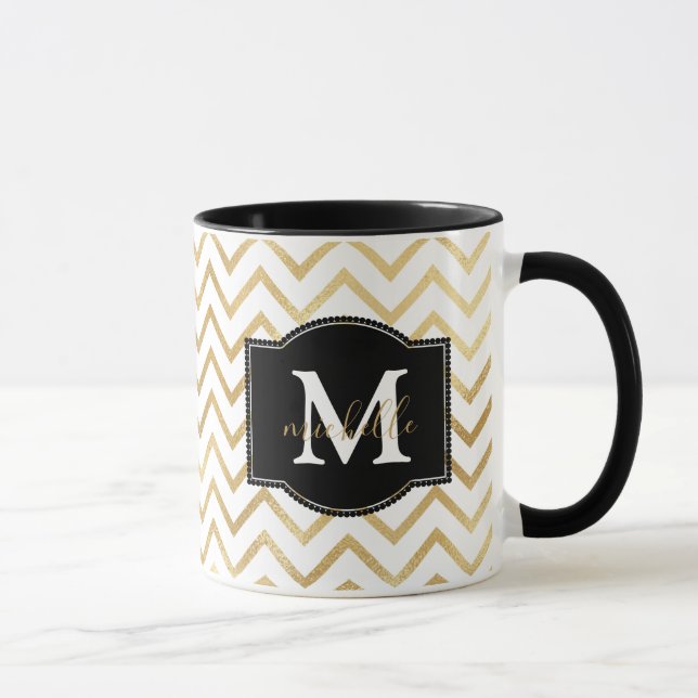 Caneca Monograma de Zig Zags Dourado Personalizado (Direita)